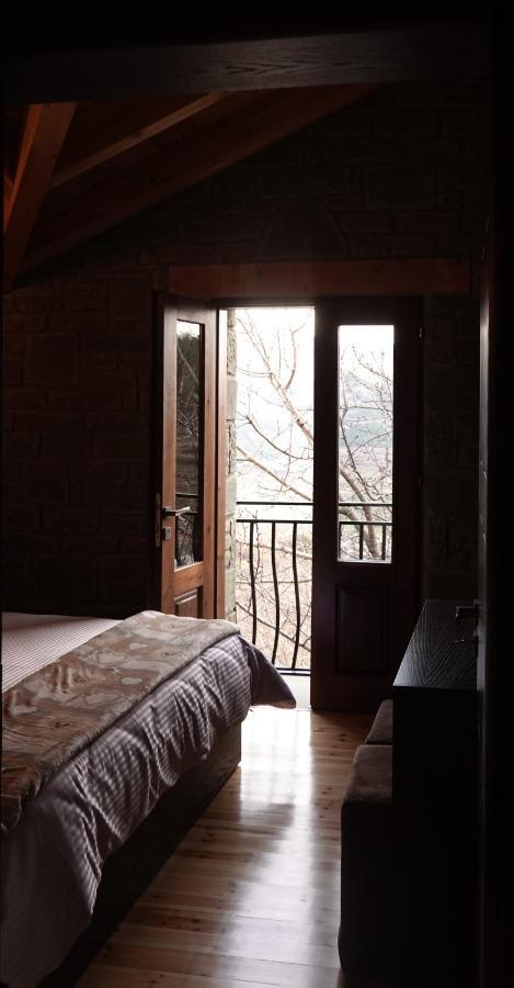 Chri Chri Guesthouse Permet Ngoại thất bức ảnh