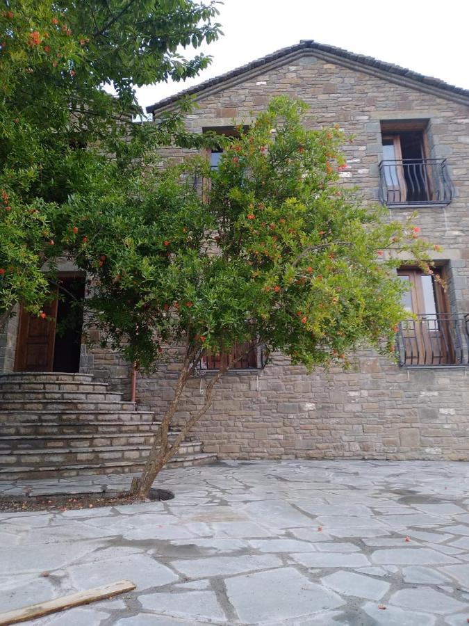 Chri Chri Guesthouse Permet Ngoại thất bức ảnh